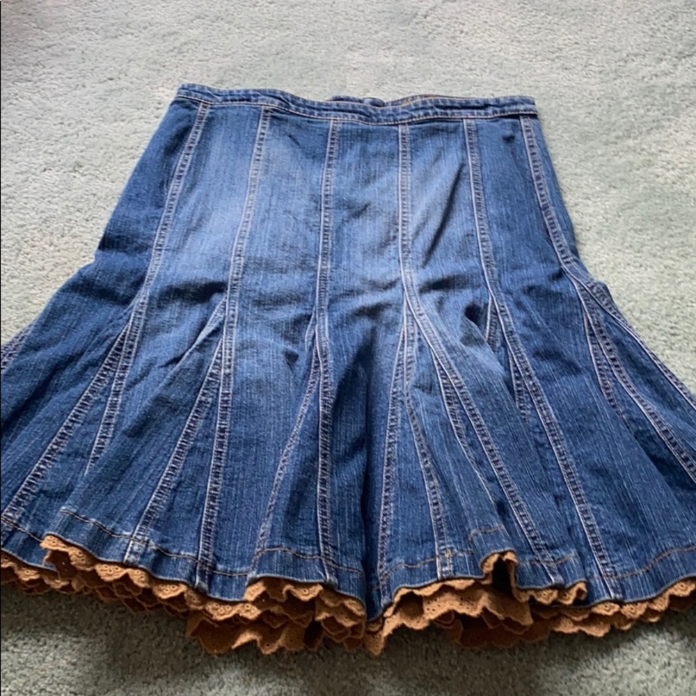 Jean skirt with ruffles